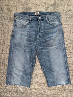 Citizens Of Humanity Light Blue Denim Capris with Button Fly